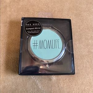 ☘️NWT! Rae Dunn #MOMLIFE Compact Mirror with 1x and 10x Magnifying Mirror Aqua